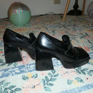 Jeffrey Campbell Royally Platform Loafer Pump
